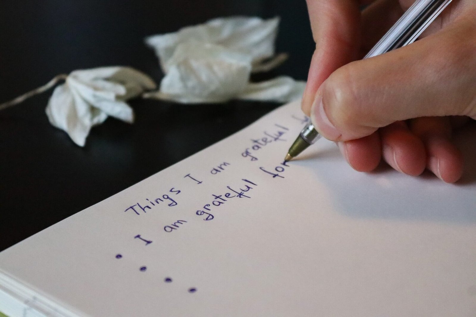 How to Make a Gratitude List: A Simple Guide to Transform Your Perspective