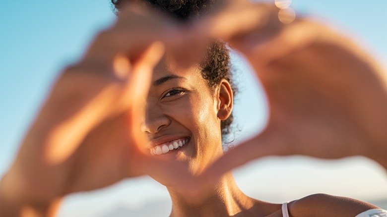 How gratitude improves outlook and supports heart health.